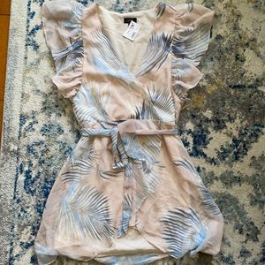 Tropical print wrap dress size large NWT NBW